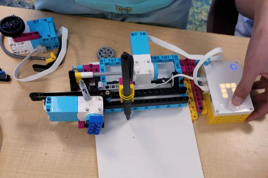 Coding and Robotics with LEGO Spike Prime Summer Camp | Codelinkd ...